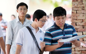 Ngày đầu mùa 2 kỳ tuyển chọn sinh ĐH, CĐ: Đề ko tạo nên hứng khởi