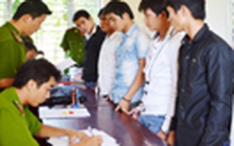 Bắt giam băng côn đồ đại náo làng quê