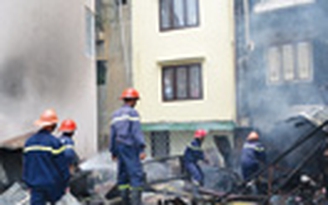 Kho hàng phát hỏa