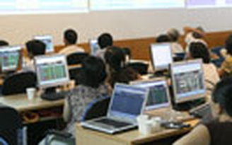 Cổ phiếu dầu khí giúp VN-Index lấy lại mốc 500 điểm