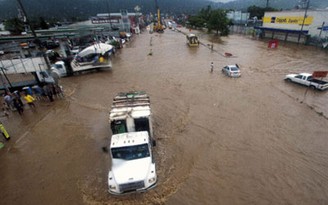 Bão liên tiếp vào Mexico, 20 người chết