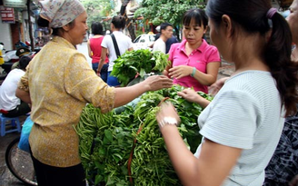 Giá rau xanh tăng vọt