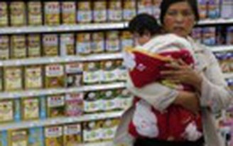 Trung Quốc cấm tiếp thị và bán sữa trẻ em trong bệnh viện