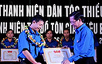 Tuyên dương thanh niên dân tộc thiểu số, tín đồ tôn giáo tiêu biểu Tuyên dương thanh niên dân tộc thiểu số, tín đồ tôn giáo tiêu biểu