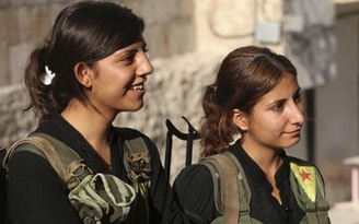 Chân dung các nữ chiến binh phe nổi dậy ở Syria