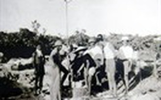 Hải chiến Hoàng Sa 1974: Vác bụng bầu chạy tìm xác chồng