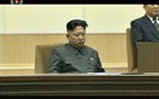 Báo Straits Times: Kim Jong-un cho chó đói ăn thịt ông Jang Song-thaek