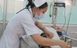 Sống cùng máu, mủ và vi rút - Kỳ 3: Gặp tác giả ‘bí kíp’ cấp cứu dành cho điều dưỡng