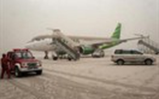 Núi lửa phun trào ở Indonesia, hàng trăm ngàn người sơ tán