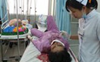 Vụ xe khách va chạm xe tải, 11 người bị thương: Hai nạn nhân chuyển Bệnh viện Chợ Rẫy