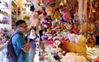 Nhộn nhịp thị trường quà tặng Valentine