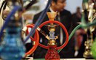 Một phiên hút shisha hại bằng hút 100 điếu thuốc lá