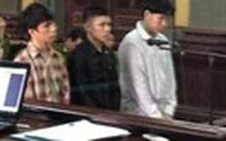 Tiểu bậy, chém người lãnh án chung thân