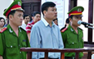 Tuyên phạt bị cáo Trương Duy Nhất 2 năm tù
