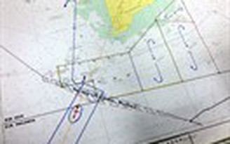 Không có tín hiệu máy bay Malaysia mất tích ở vùng biển có vết dầu loang