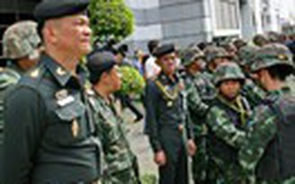 Thái Lan: Cảnh sát bắt giữ hai binh sĩ tàng trữ vũ khí trái phép
