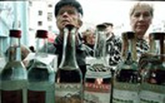 Uống rượu giả, 14 người Nga thiệt mạng
