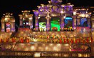 Khai mạc Festival Huế 2014: Lộng lẫy sắc màu