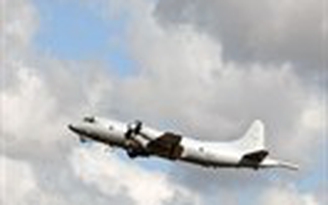 12 máy bay, 14 tàu chiến chạy đua với thời gian tìm máy bay MH370