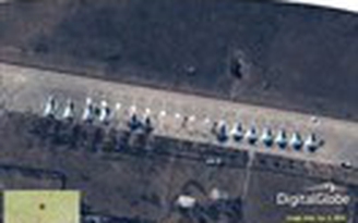 NATO tố Nga ồ ạt điều quân áp sát biên giới Ukraine