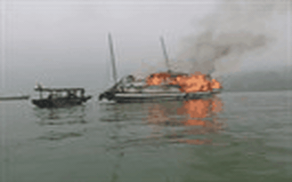 Vụ tàu cháy rụi trên vịnh Hạ Long: Tổng kiểm tra toàn bộ tàu trên vịnh