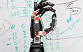 DARPA tấn công lĩnh vực sinh học