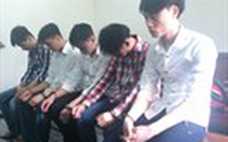 Băng chích điện cướp 147.000 USD giữa phố lãnh án