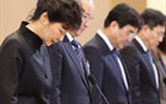 Tổng thống Hàn Quốc xin lỗi về vụ chìm phà