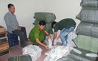 Thuê nhà làm kho chứa thuốc lá lậu