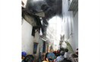 Cháy nhà gần chợ, tiểu thương hú vía