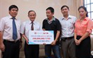 ĐH Duy Tân ủng hộ lực lượng Kiểm ngư Việt Nam 100 triệu đồng