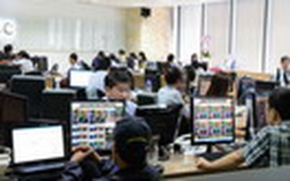Hai sàn chứng khoán giảm điểm trong phiên đảo chiều 'chóng mặt'