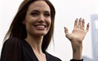 Gọi Lý An 'là người Đài Loan', Angelina Jolie bị cư dân mạng Trung Quốc đòi tẩy chay