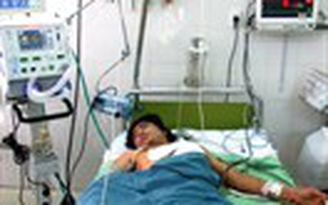 Cứu sống thanh niên bị vật nhọn đâm thủng tim