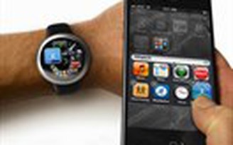 Đồng hồ iWatch sử dụng màn hình cong