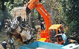 Hiện trường tan hoang vụ trực thăng rơi