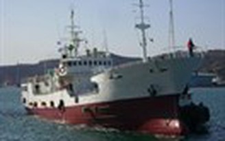Doanh nghiệp sắm 100 con tàu cùng ngư dân bám biển: 45 tàu sẽ về VN trong tháng 8