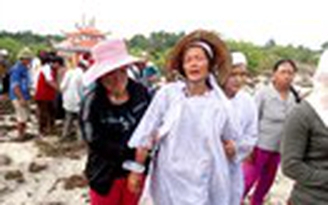 Vụ 2 xe máy tông nhau khiến 4 người tử nạn: Tang thương gia đình nghèo