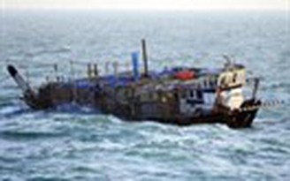 Tàu tuần duyên Mỹ bắn cảnh cáo tàu cá Iran