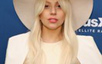 Lady Gaga nhập viện vì bị say độ cao