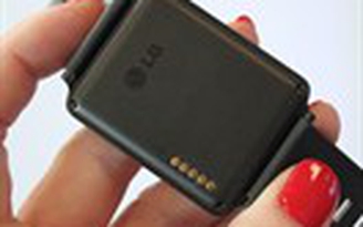 LG hứa tung bản sửa lỗi 'mòn sạc pin' trên G Watch