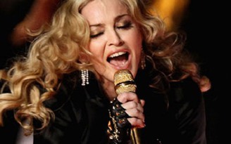 Đấu giá các giải thưởng và đạo cụ quay phim của Madonna