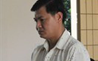 Cán bộ vào tù vì tham ô tiền thờ cúng liệt sĩ
