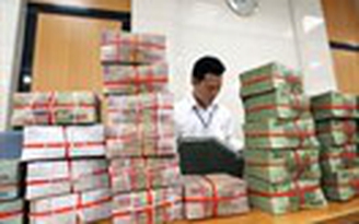 È cổ trả lãi vay tín chấp