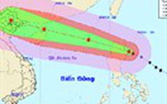 Bão Kalmaegi mạnh và nhanh khi vào biển Đông