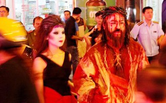 'Ma quỷ' tràn ngập Sài Gòn đêm Halloween