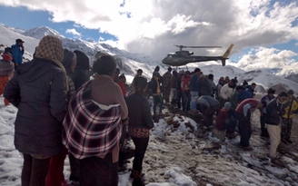 Nepal giải cứu 518 người trong vụ bão tuyết