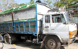 Khởi tố tài xế chở quá tải 340% gây tai nạn