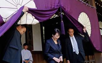 Nữ Bộ trưởng Nhật thăm đền Yasukuni