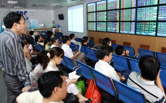 VN-Index tăng, HNX-Index giảm